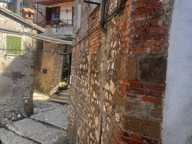 Case e ville in vendita di 114 m² in Via del Convento