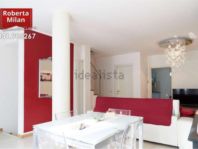 Case e ville in vendita di 115 m²