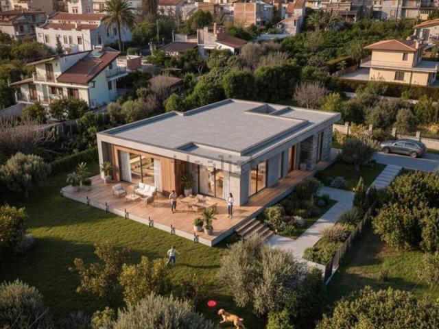 Case e ville in vendita di 115 m² in Via Consolare Antica, 455