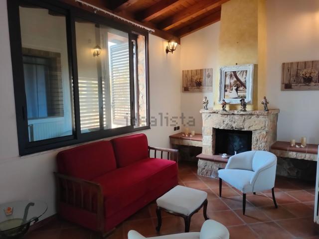 Case e ville in vendita di 115 m² in Via Cappuccini Vecchi, 63
