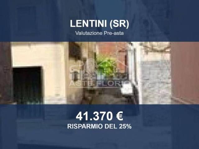 Case e ville in vendita di 115 m² in Via Maci, 25