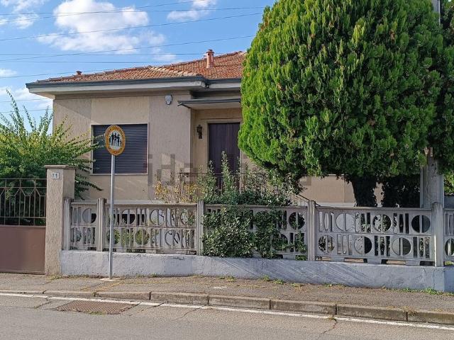 Case e ville in vendita di 115 m² in Via San Carlo