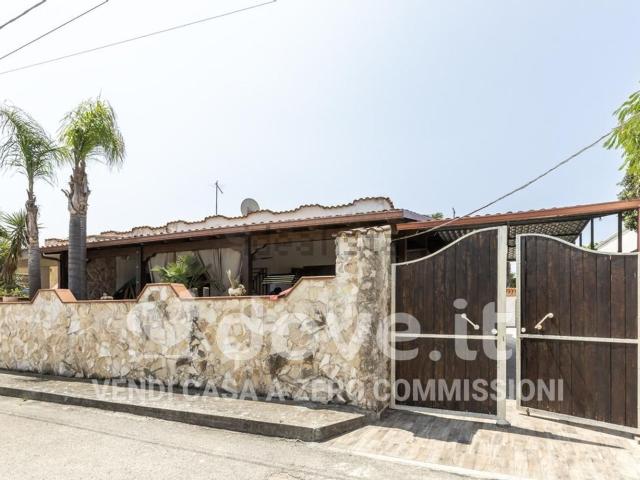 Case e ville in vendita di 115 m² in Via San Lorenzo
