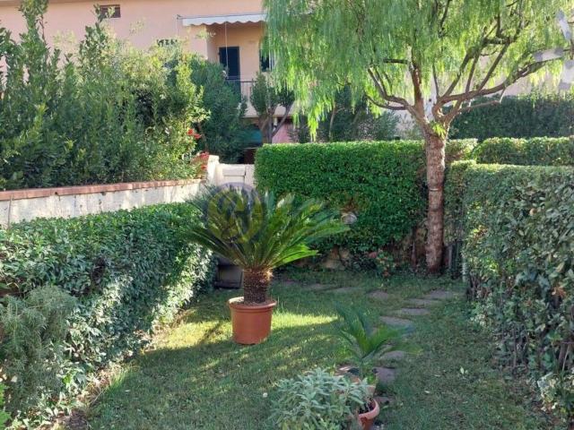 Case e ville in vendita di 115 m² in Via Vittorio Emanuele