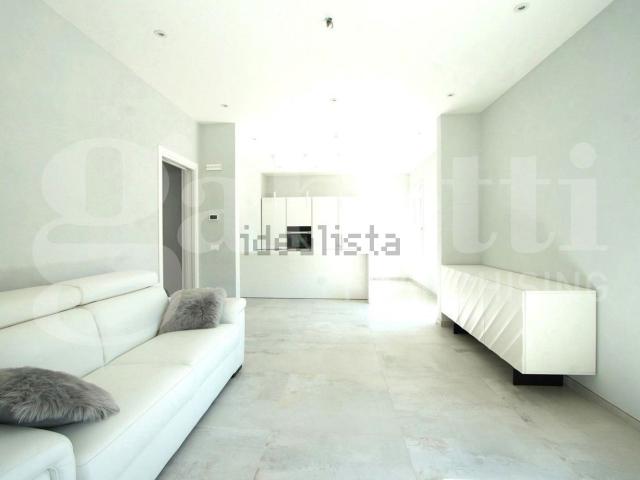 Case e ville in vendita di 115 m² in Viale Giuseppe Garibaldi, 128