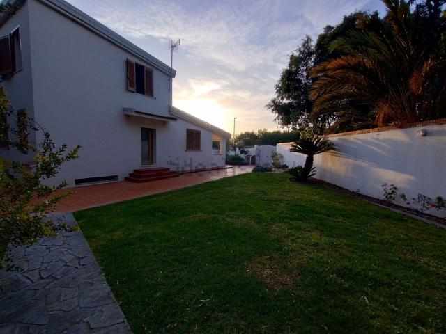 Case e ville in vendita di 115 m² in Viale Marco Polo, 4