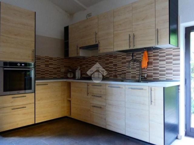 Case e ville in vendita di 116 m² in Via Mare, 16