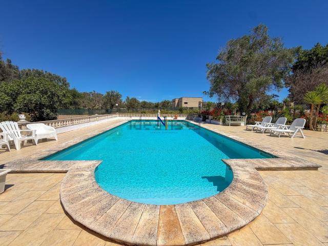 Case e ville in vendita di 116 m² in Contrada Laurelli