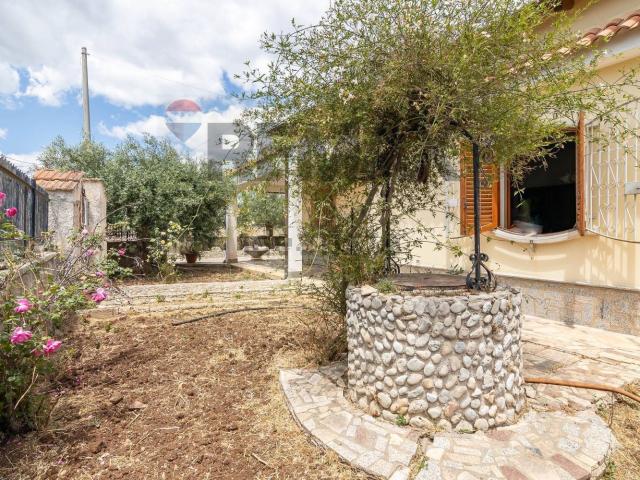Case e ville in vendita di 117 m² in Via del Biancone, 2