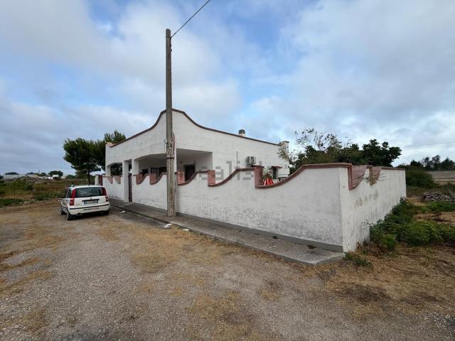Case e ville in vendita di 117 m² in Via Trapani, 14