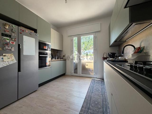 Case e ville in vendita di 118 m² in Via Po, 60