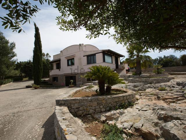 Case e ville in vendita di 119 m² in Contrada Fiorentino