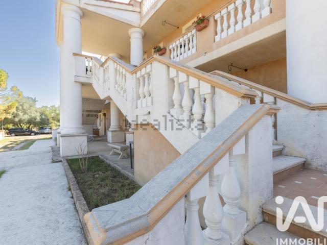 Case e ville in vendita di 1200 m² in Via Santa Colomba, 4