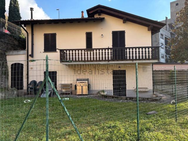 Case e ville in vendita di 120 m²
