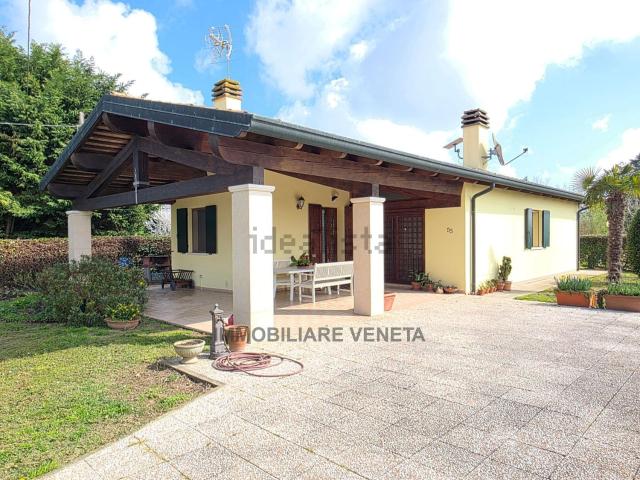 Case e ville in vendita di 120 m²