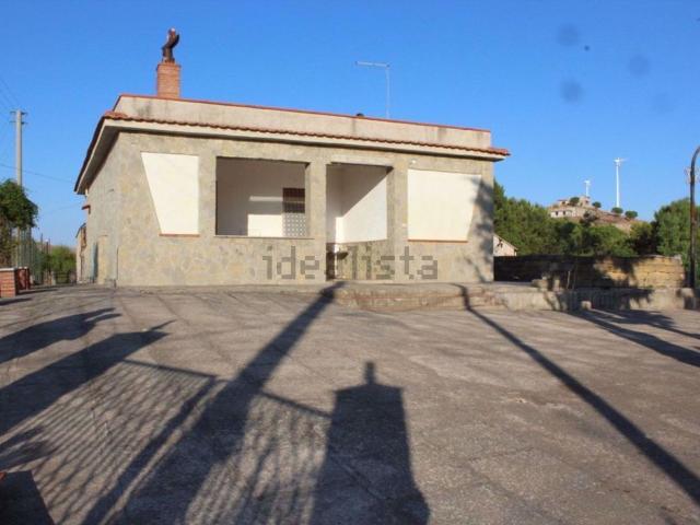 Case e ville in vendita di 120 m² in Via Campania, 7