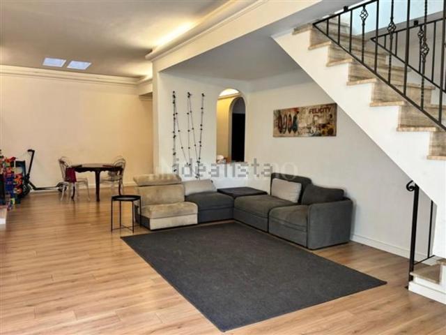 Case e ville in vendita di 120 m² in Via Cesare Bazzani