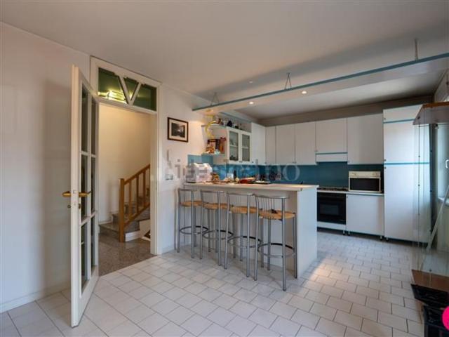 Case e ville in vendita di 120 m² in Via Guglielmo Marconi