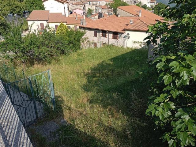 Case e ville in vendita di 120 m² in Via dei Campi