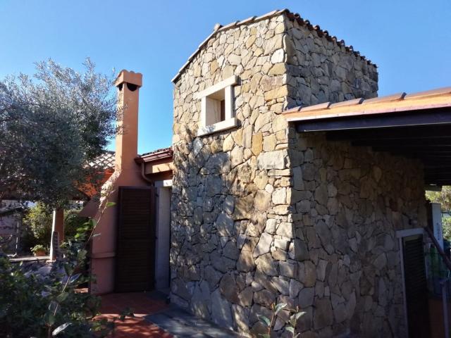 Case e ville in vendita di 128 m² in Via del Mare