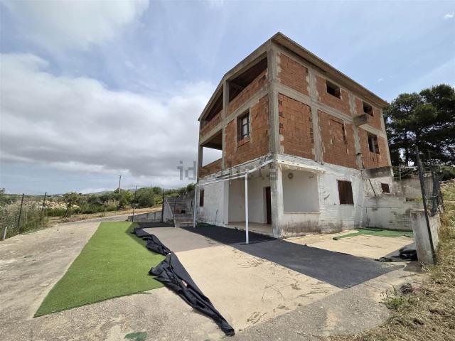 Case e ville in vendita di 120 m² in Via del Poio