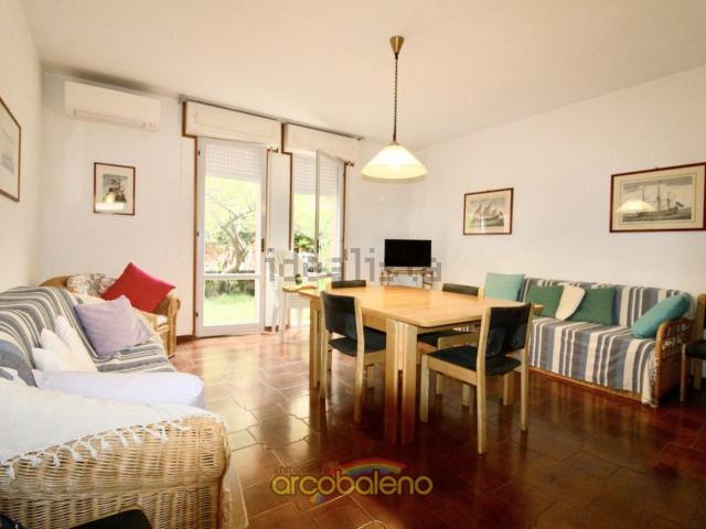 Case e ville in vendita di 120 m² in Via Fratelli Bandiera