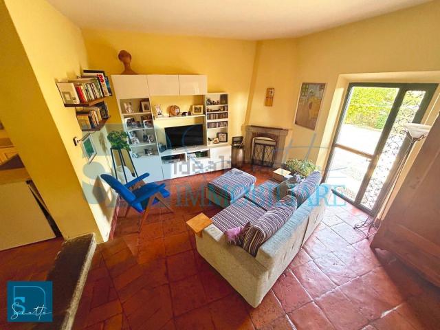 Case e ville in vendita di 120 m² in Via le Rocche, 4