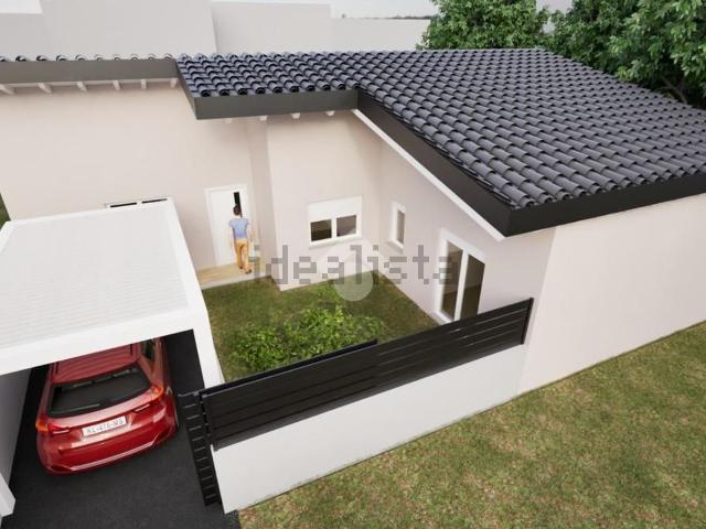Case e ville in vendita di 120 m² in Via Luigi Cadorna