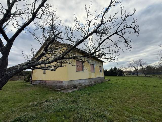 Case e ville in vendita di 120 m² in Via Malemerende Querce
