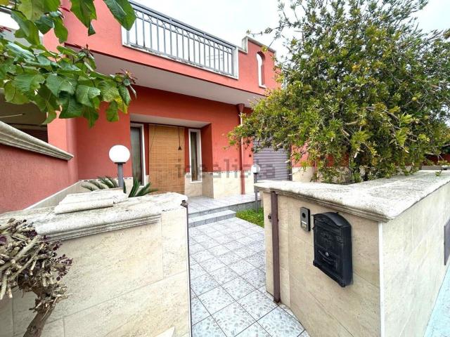 Case e ville in vendita di 130 m² in Via Palermo, 2