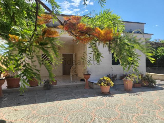 Case e ville in vendita di 120 m² in Via Prugne