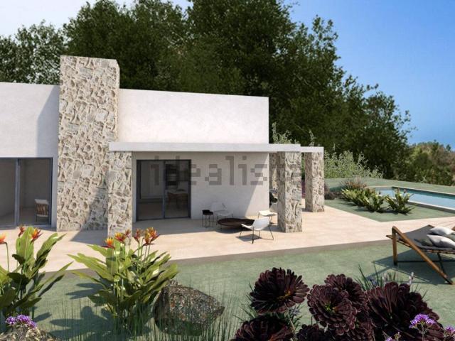 Case e ville in vendita di 120 m² in Via Volito II