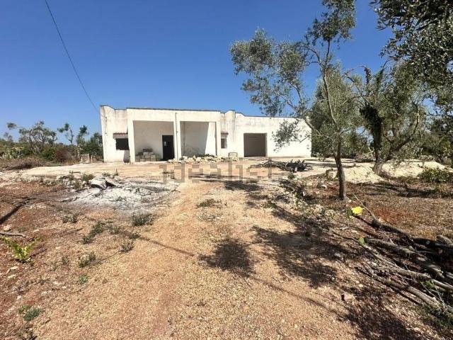 Case e ville in vendita di 120 m² in Contrada camastra