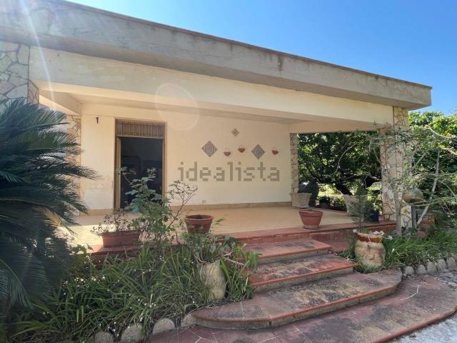 Case e ville in vendita di 120 m² in Contrada Fraginesi