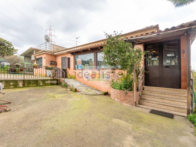 Case e ville in vendita di 120 m² in Contrada Rossa