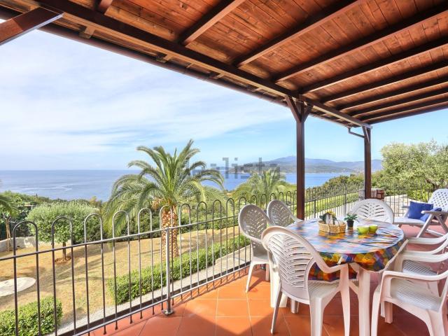 Case e ville in vendita di 120 m² in Località Trappola, 17