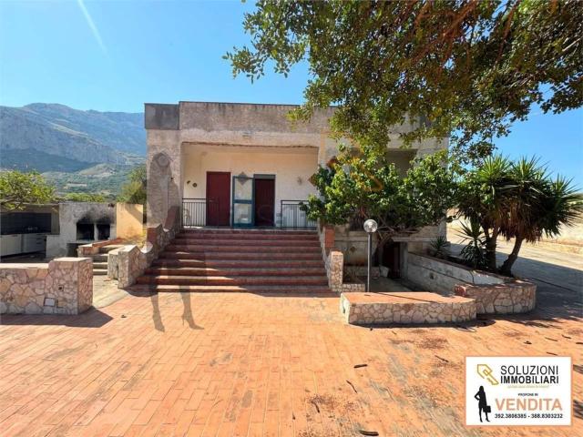 Case e ville in vendita di 120 m² in Strada Comunale Mondello