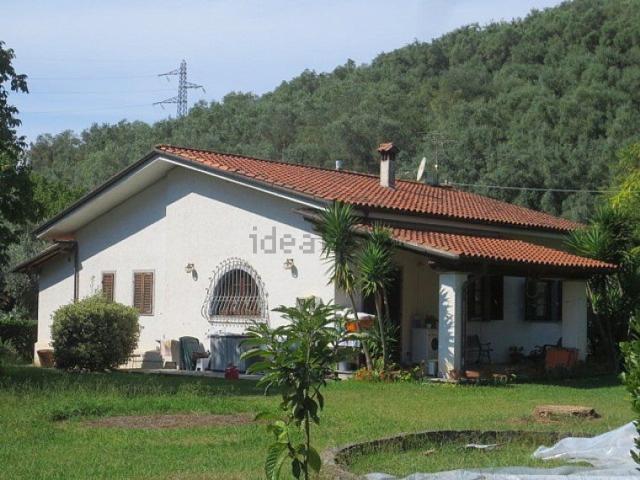 Case e ville in vendita di 122 m² in Via Proniccia