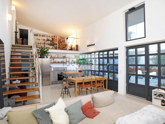 Case e ville in vendita di 124 m² in Via Leonardo Bistolfi, 53