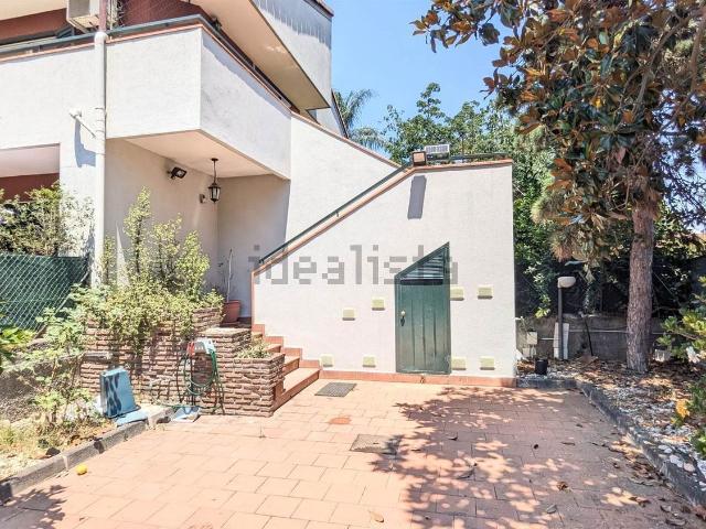 Case e ville in vendita di 124 m² in Via Marchesana
