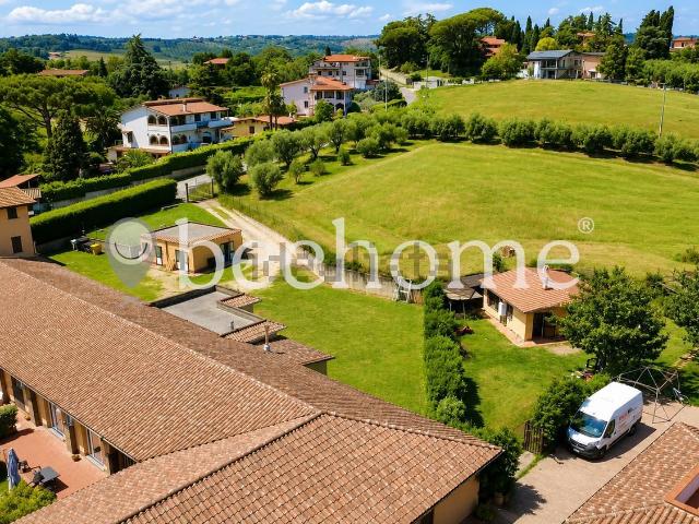 Case e ville in vendita di 1250 m² in Via di Vallelunga, 10