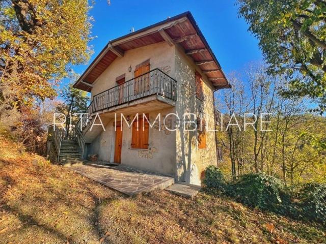 Case e ville in vendita di 125 m² in Via Cavallo