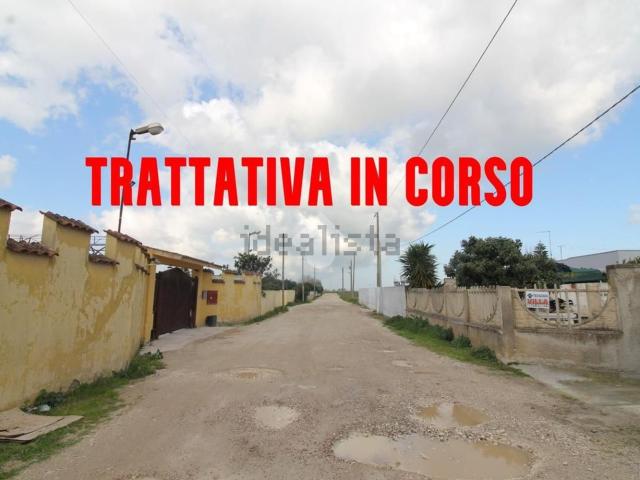 Case e ville in vendita di 125 m² in Via delle Mandorle, 5