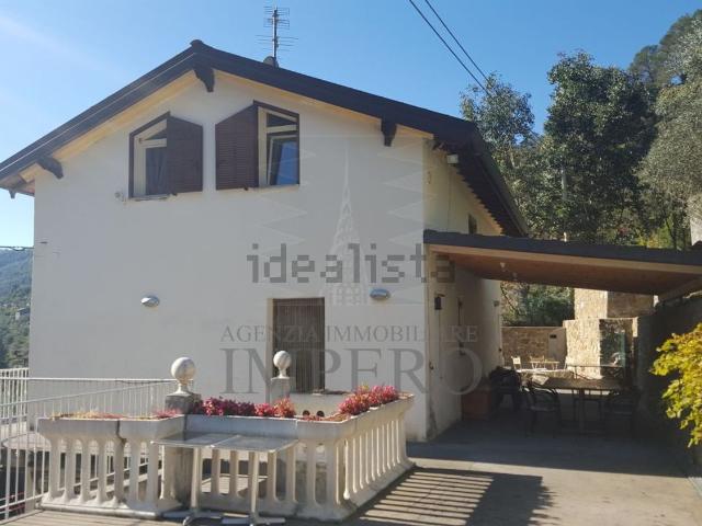 Case e ville in vendita di 125 m² in Via Provinciale