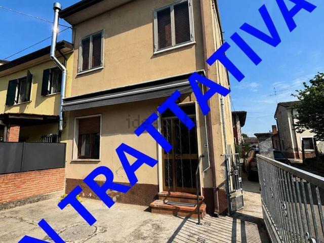 Case e ville in vendita di 125 m² in Via Tezze