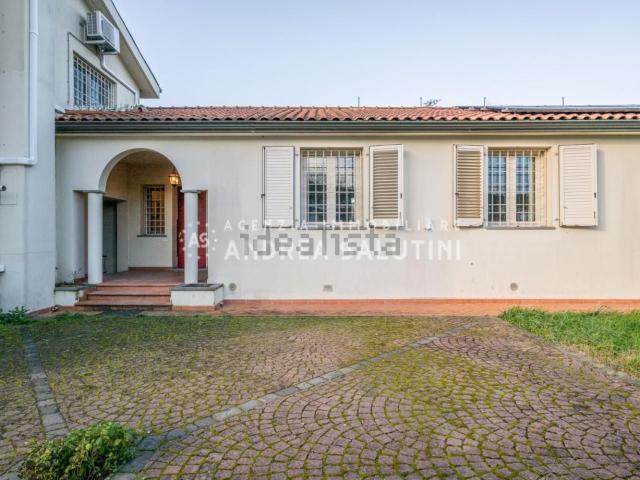 Case e ville in vendita di 125 m² in Via Venezia, 19