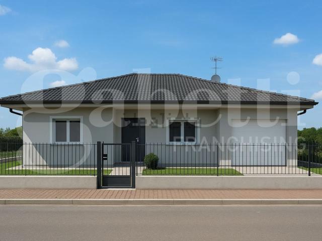 Case e ville in vendita di 125 m² in Strada Provinciale 24