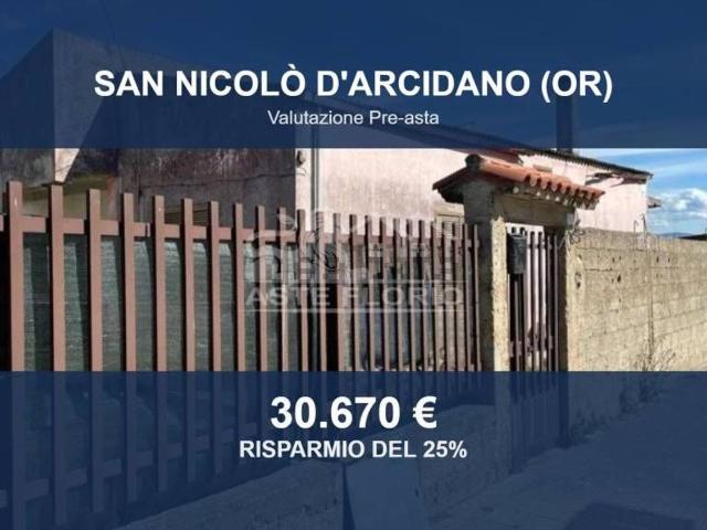 Case e ville in vendita di 126 m² in Vico P. Togliatti, 7
