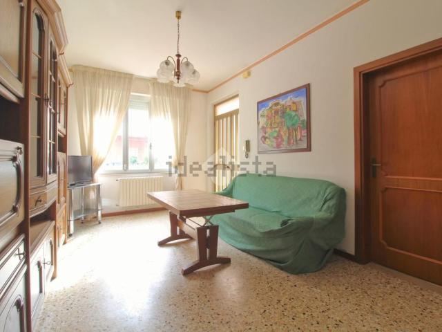 Case e ville in vendita di 127 m² in Via Monfalcone, 77