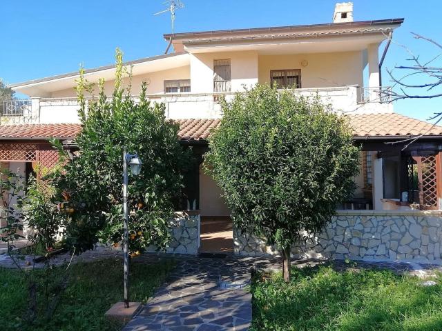 Case e ville in vendita di 127 m² in Strada Comunale San Donato